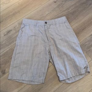 men’s plaid beige color shorts